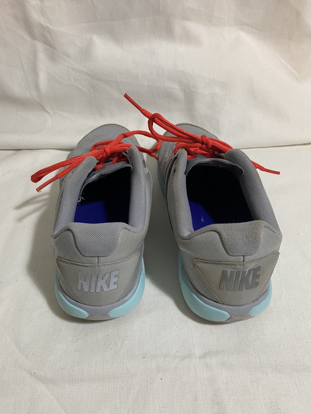 Nike Trainer Sneakers Runners Size 9 image indicator(3)