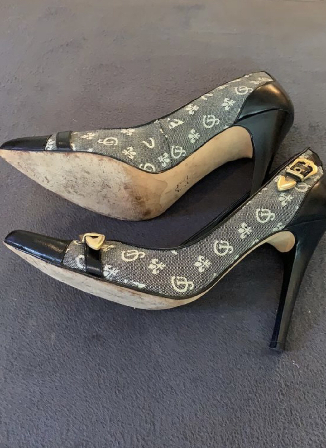 Guess High Heels Sz.8.5 image indicator(5)