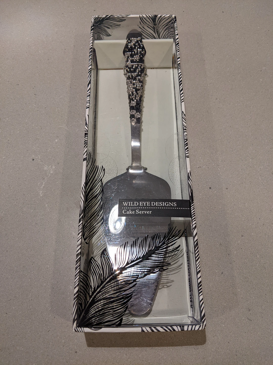 cake server thumbnail