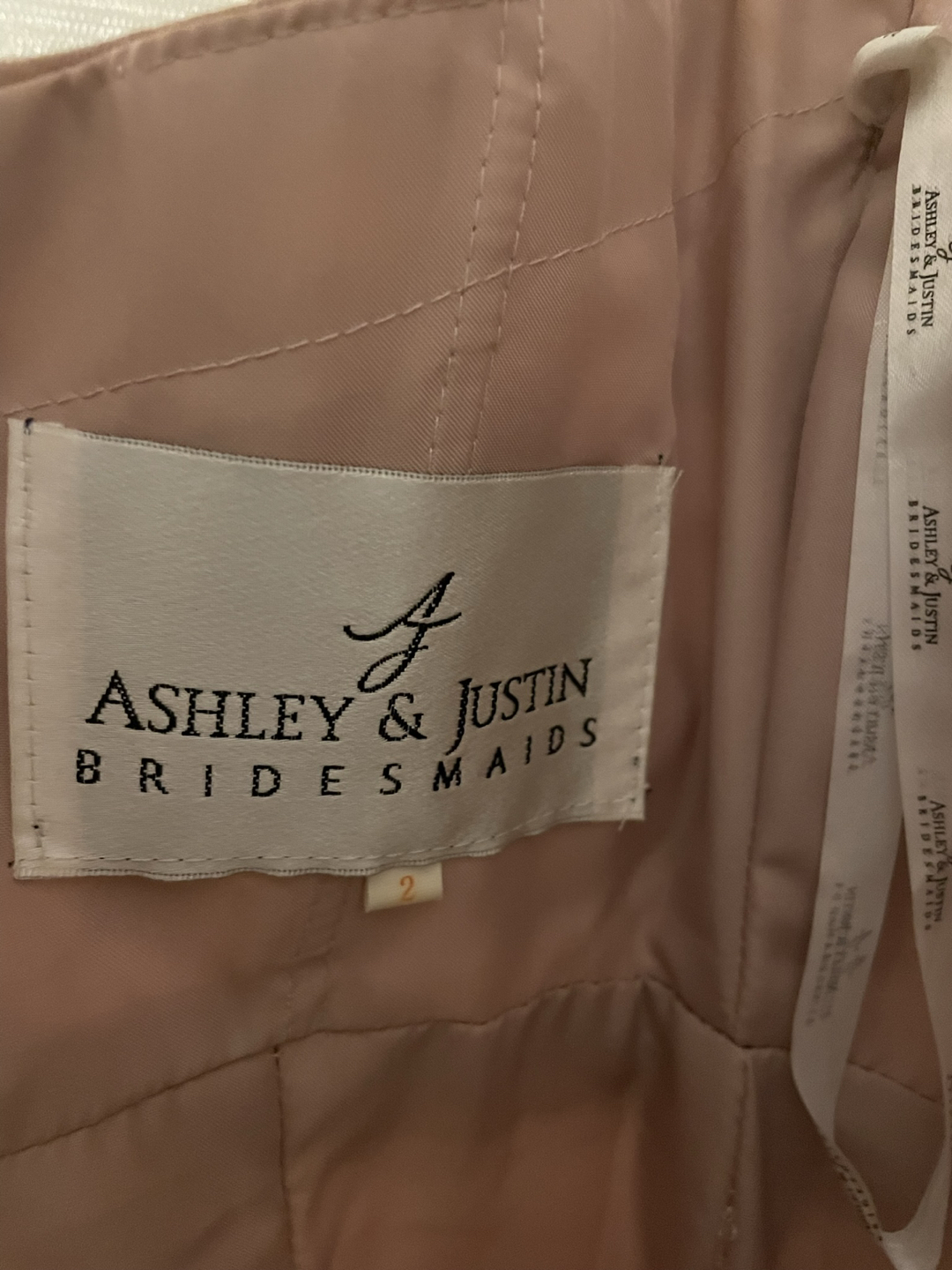 Elegant gown image indicator(3)