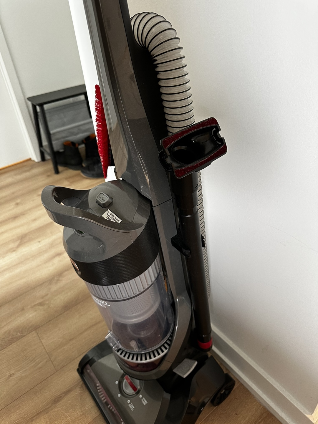 Vacuum cleaner - photo 3