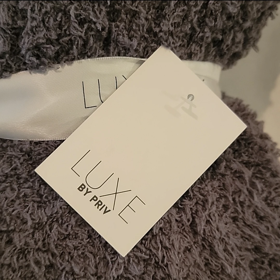 BLANKET OVERSIZED HEAVYWEIGHT THROW NWT, GRAY. - photo 5