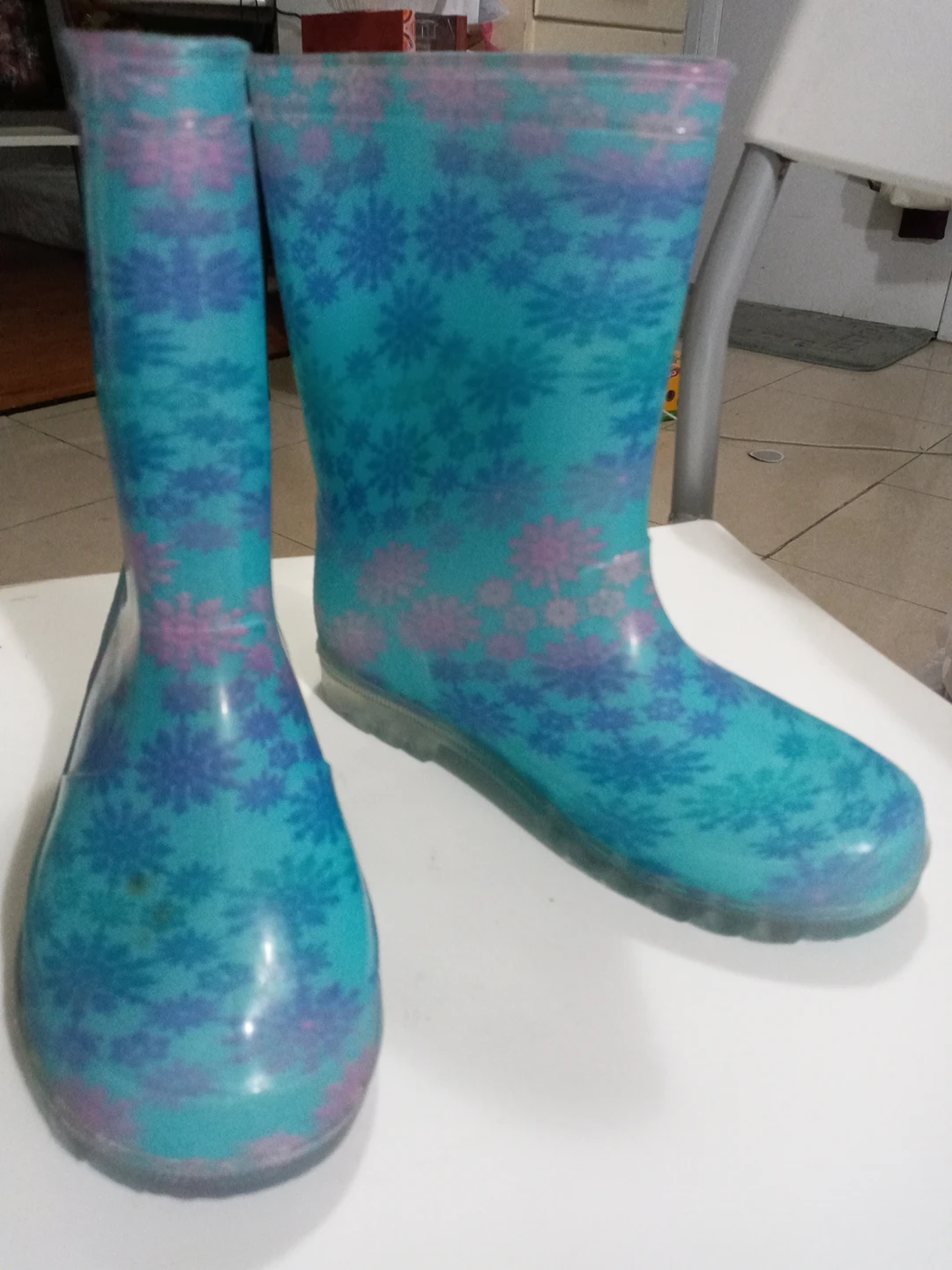 girl's rain boots - photo 2