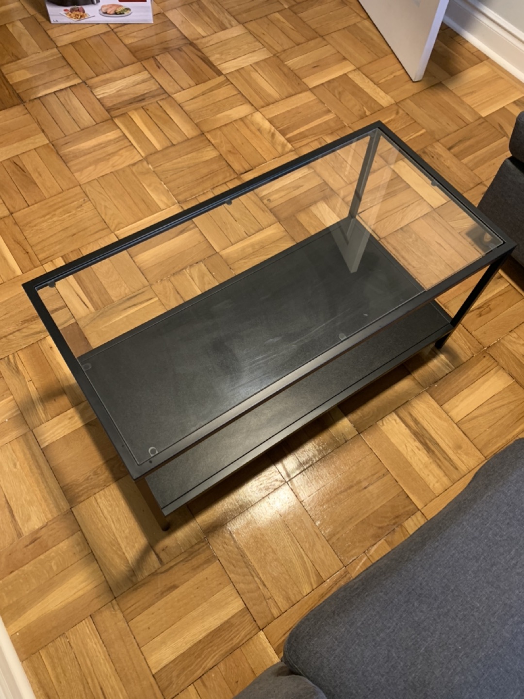 Moving sale coffee table - photo 4