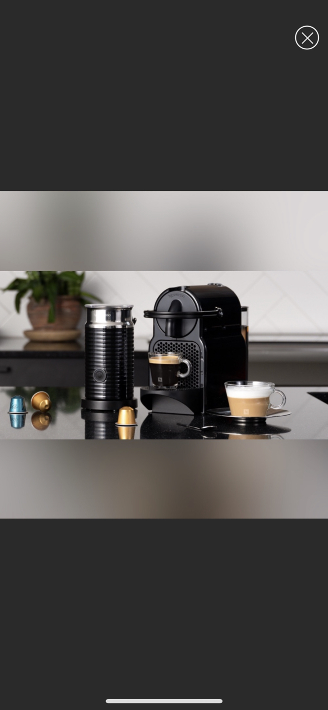 Nespresso Inissia Coffee Machine by De'Longhi - Black