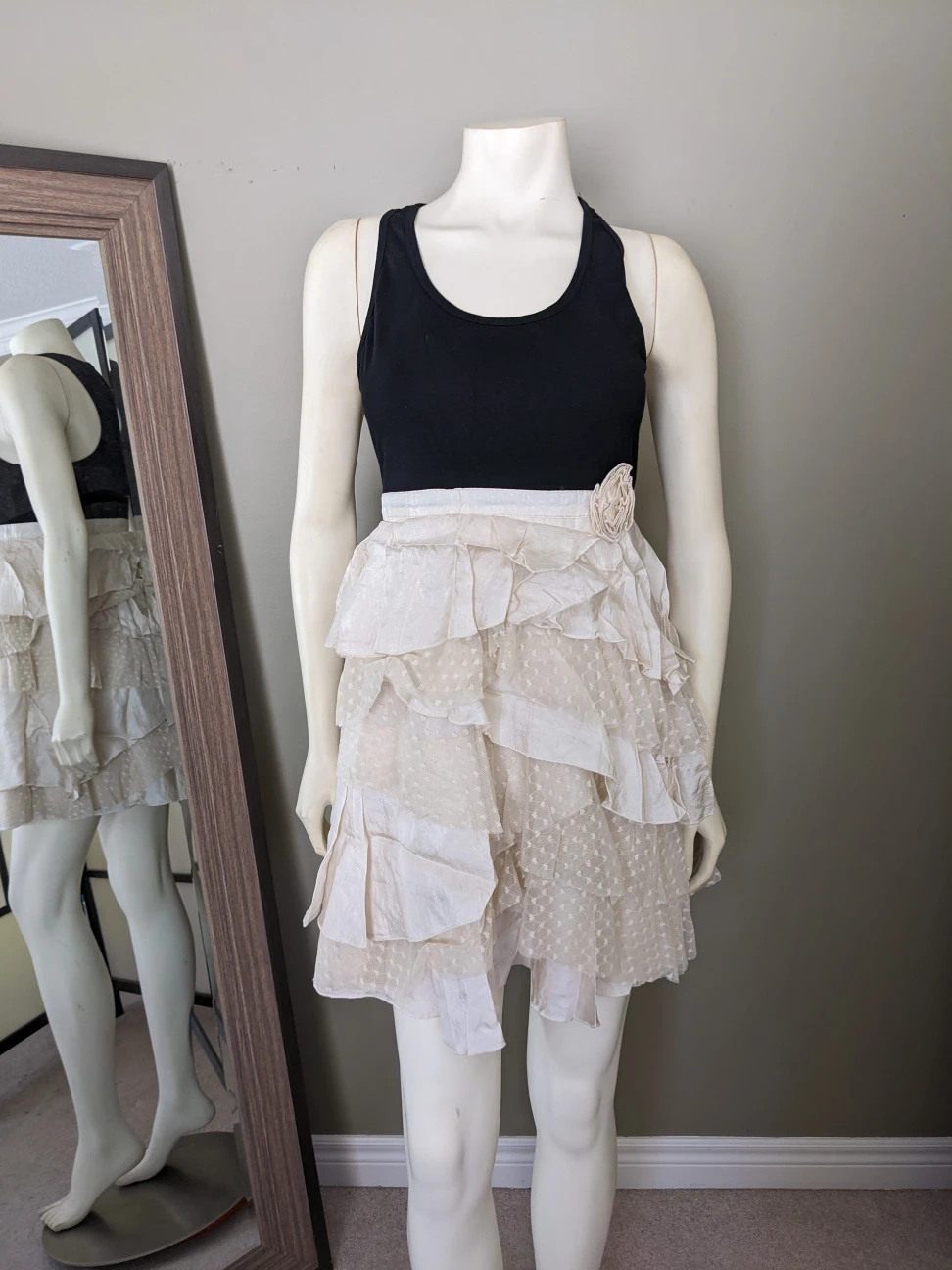 super cute XXI cocktail dress thumbnail