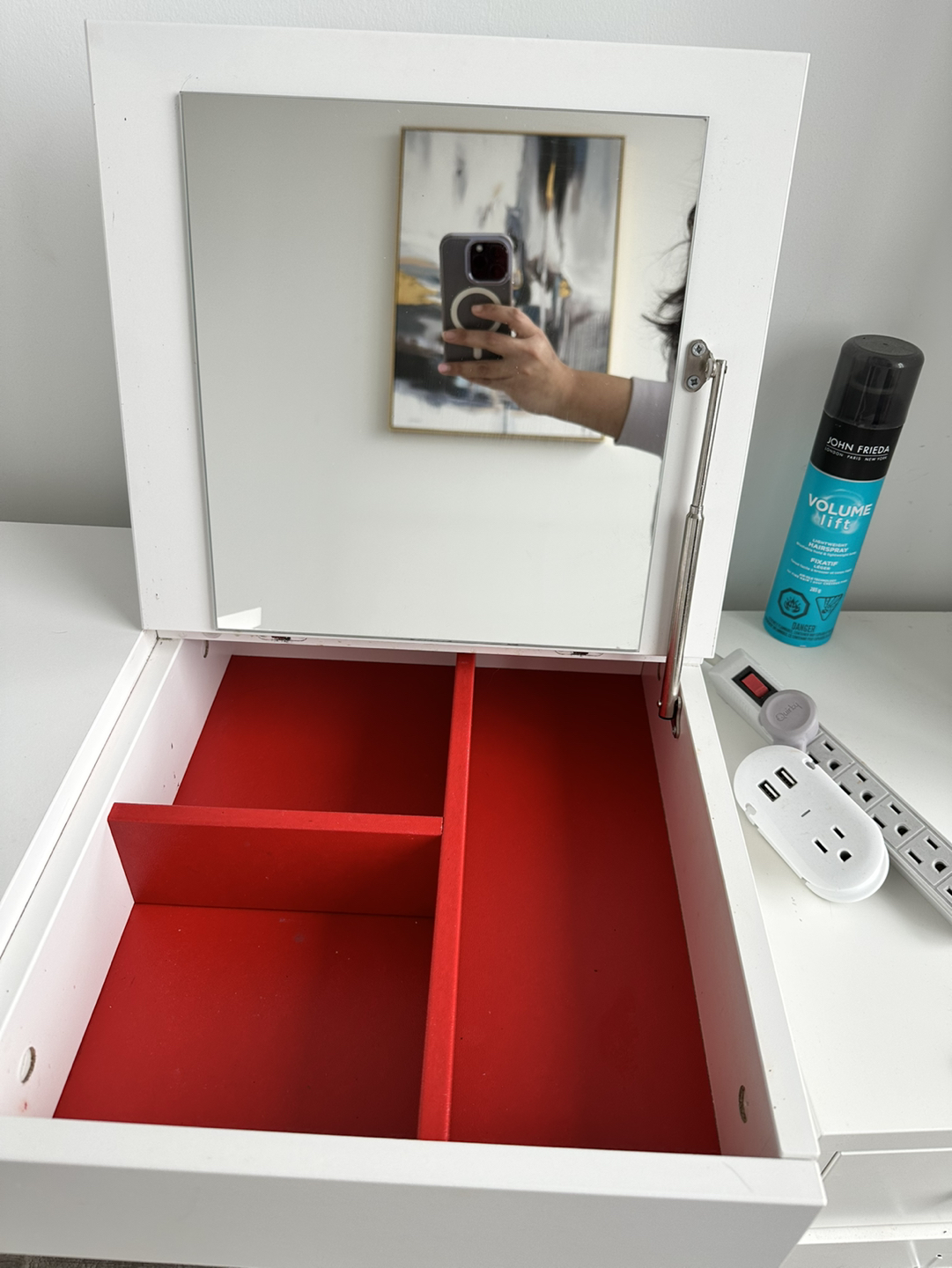 Small Vanity for Sale image indicator(2)