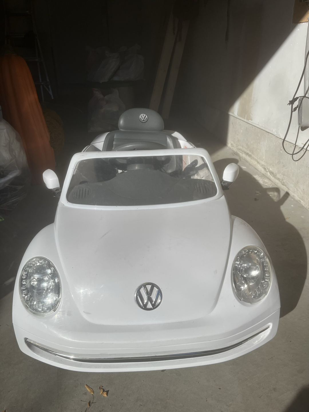 Volkswagen Beetle Electric Car - photo 2