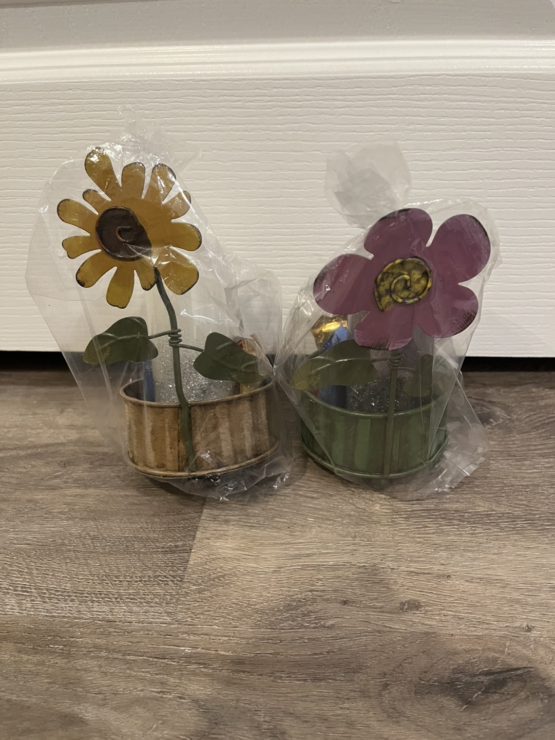 FREE flower candle holders (2) thumbnail