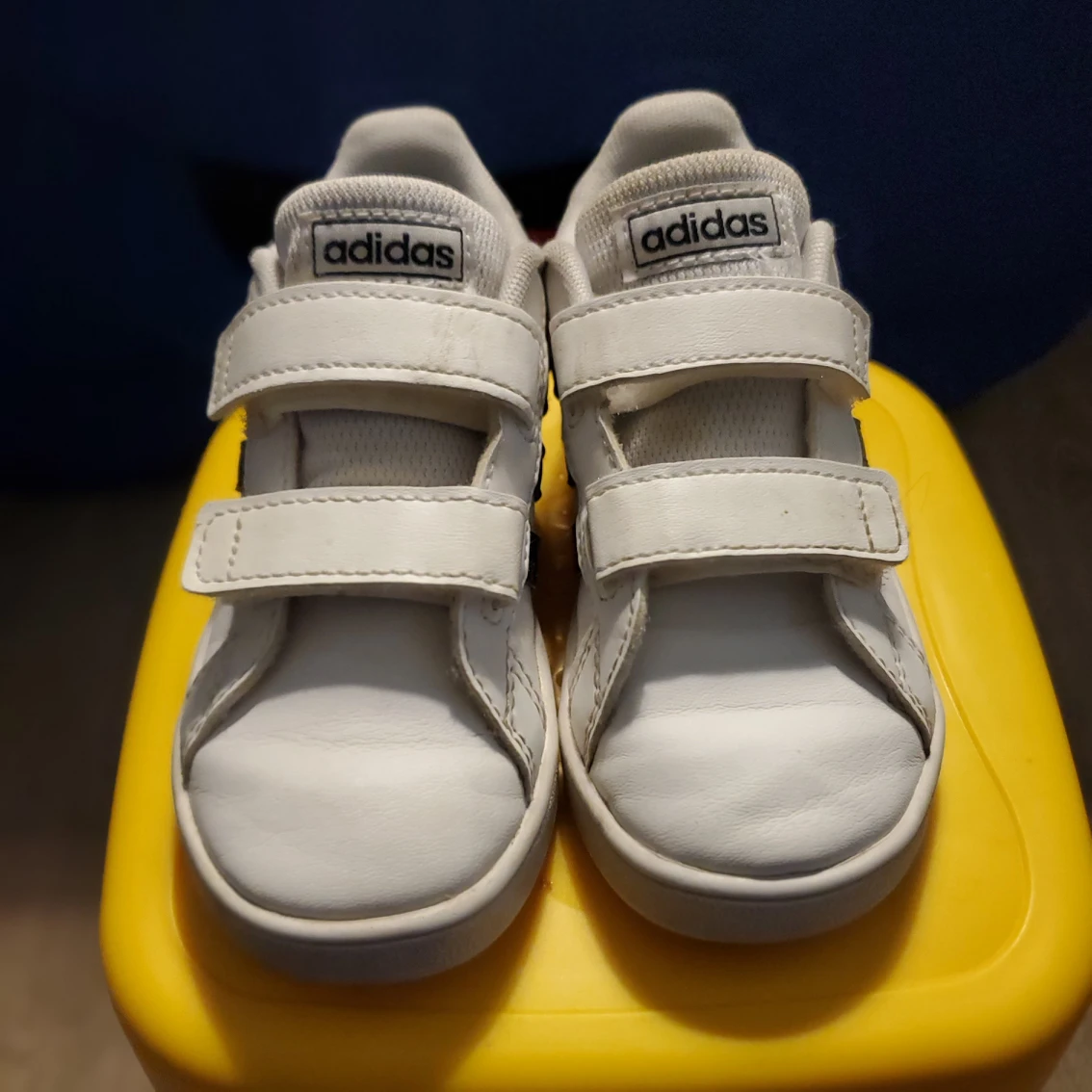 Adidas toddler 8c shoes age 2-3 yrs old - photo 2