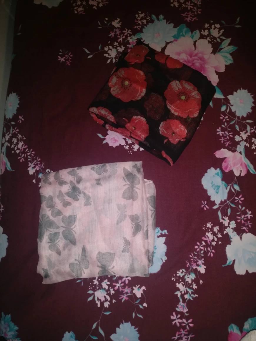 2 scarfs in cotton
