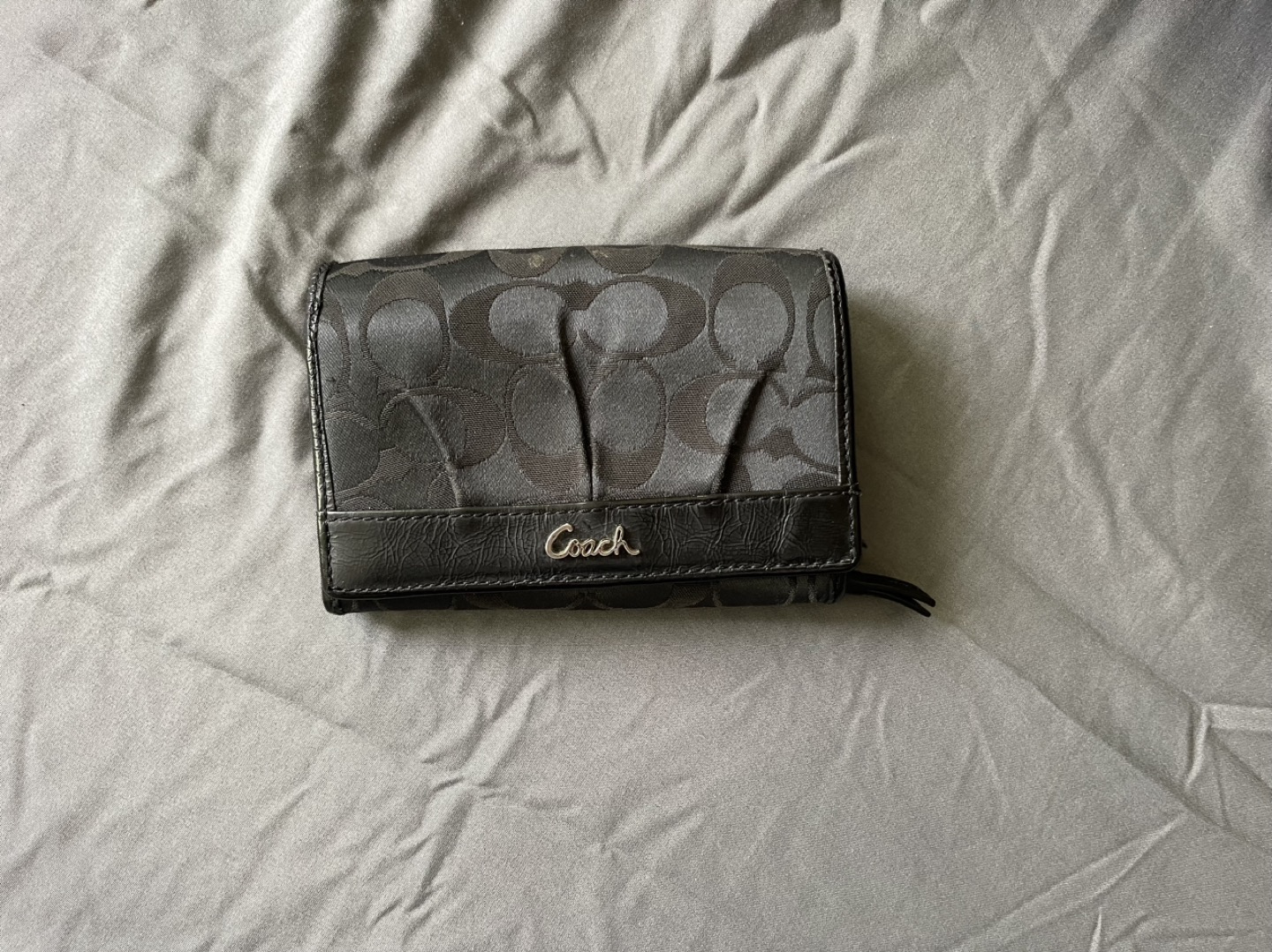 Medium Coach Wallet thumbnail