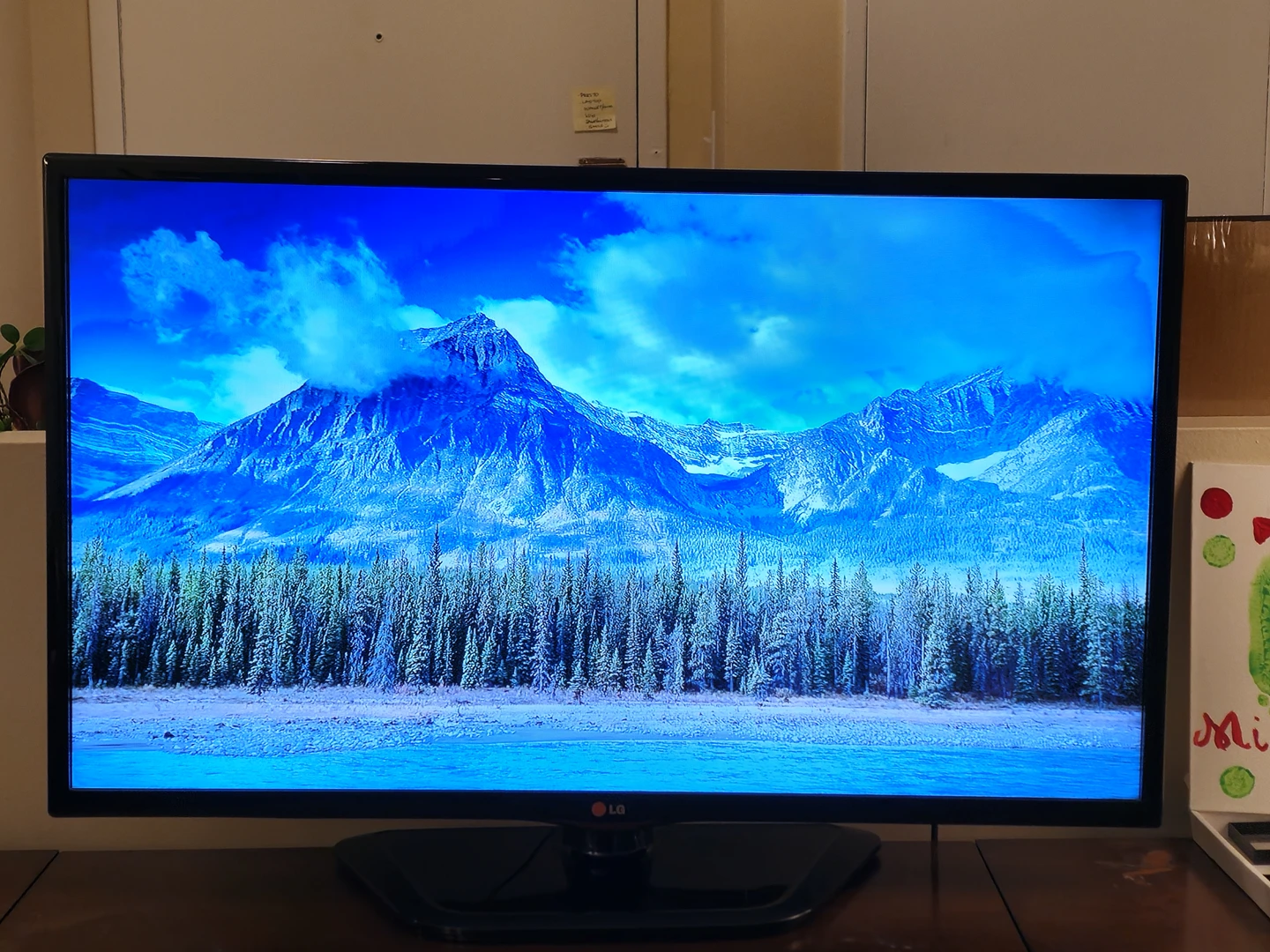 LG 39'' LED TV | 1080p - photo 2