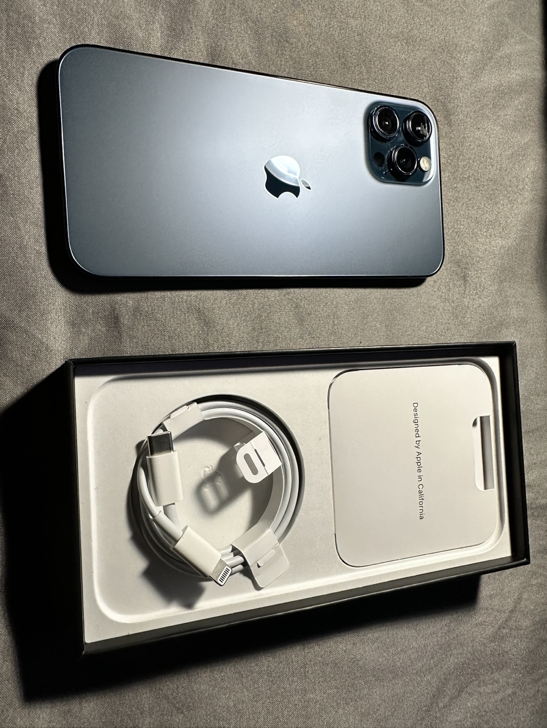 IPhone 12 Pro Max 128gb Pacific Blue, Charger & Otterbox Case