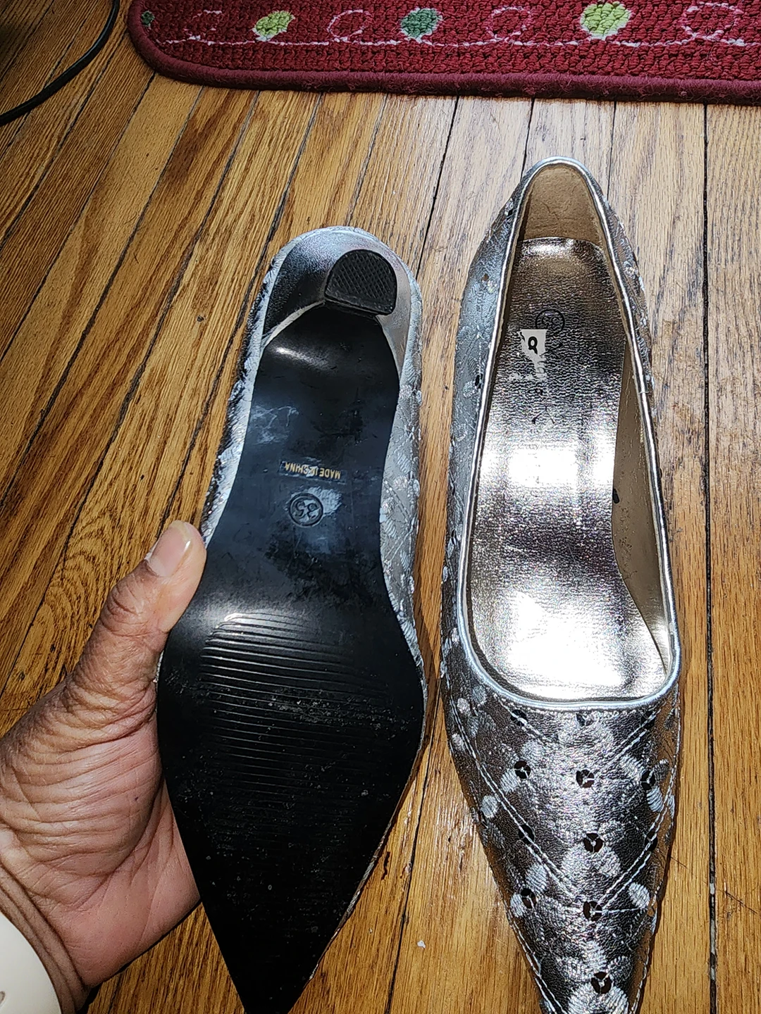 size 35 shoe 🥕 image indicator(2)