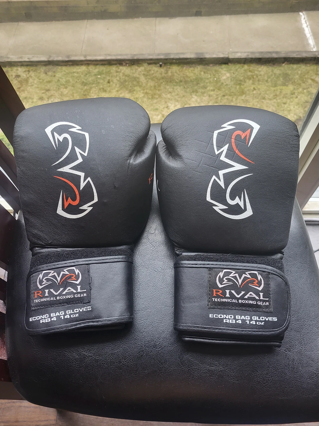 Rival Boxing gloves - photo 2