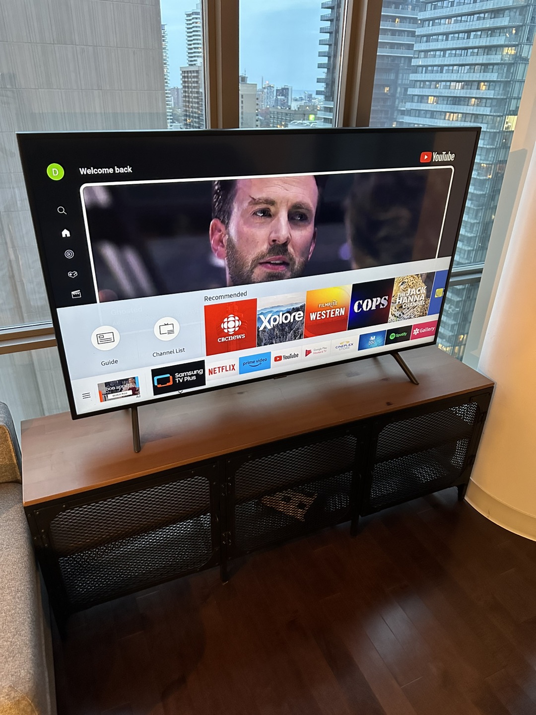 SAMSUNG 55” SMART TV