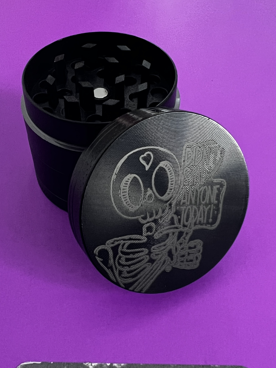 Herb grinder image indicator(2)