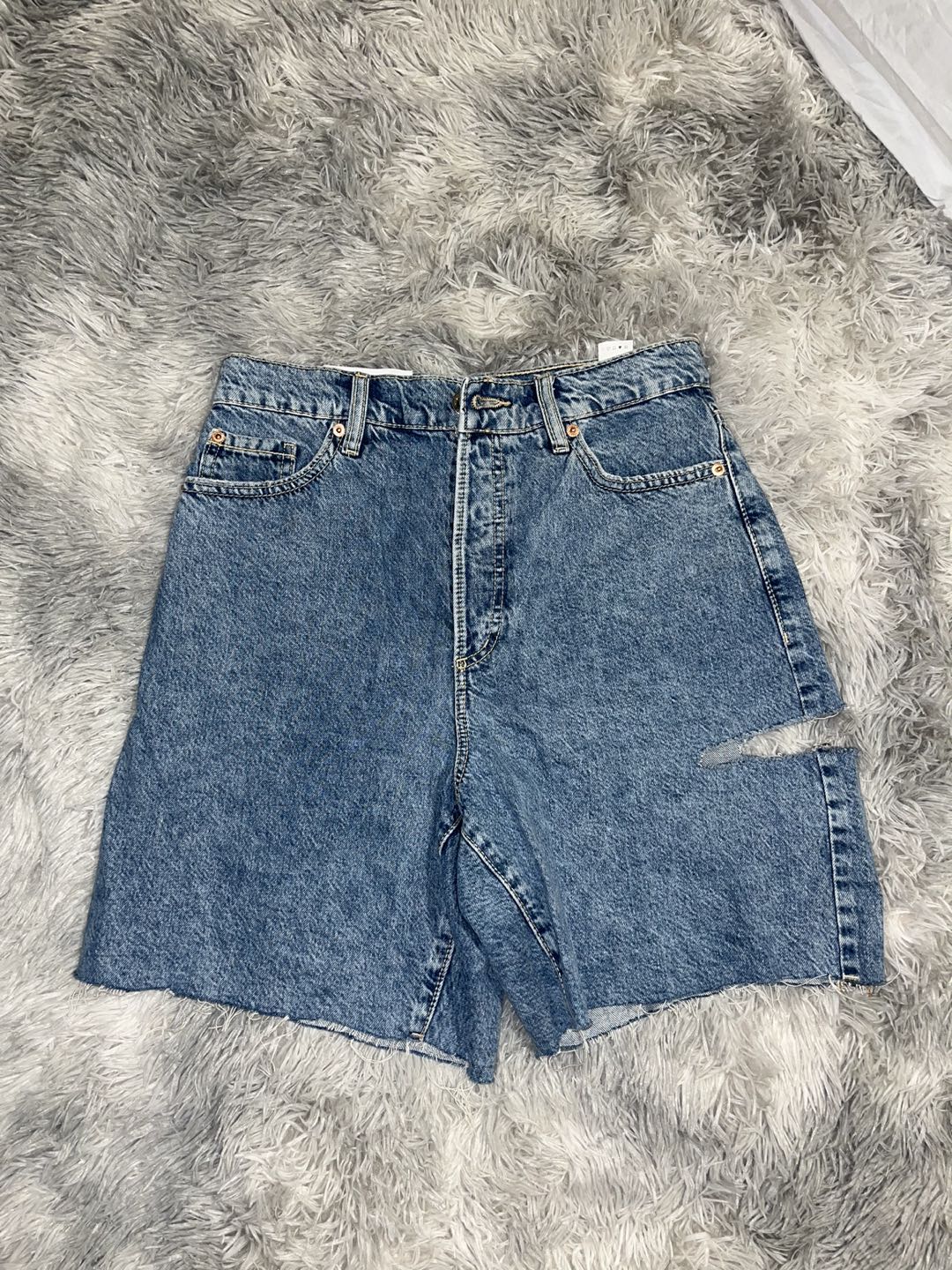 BRAND NEW GARAGE denim 90s shorts size 27 - photo 2