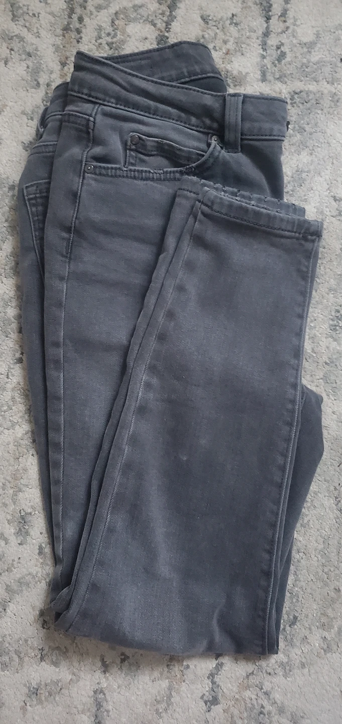 Denver Hayes Hi-Rise Skinny Crop Jeans