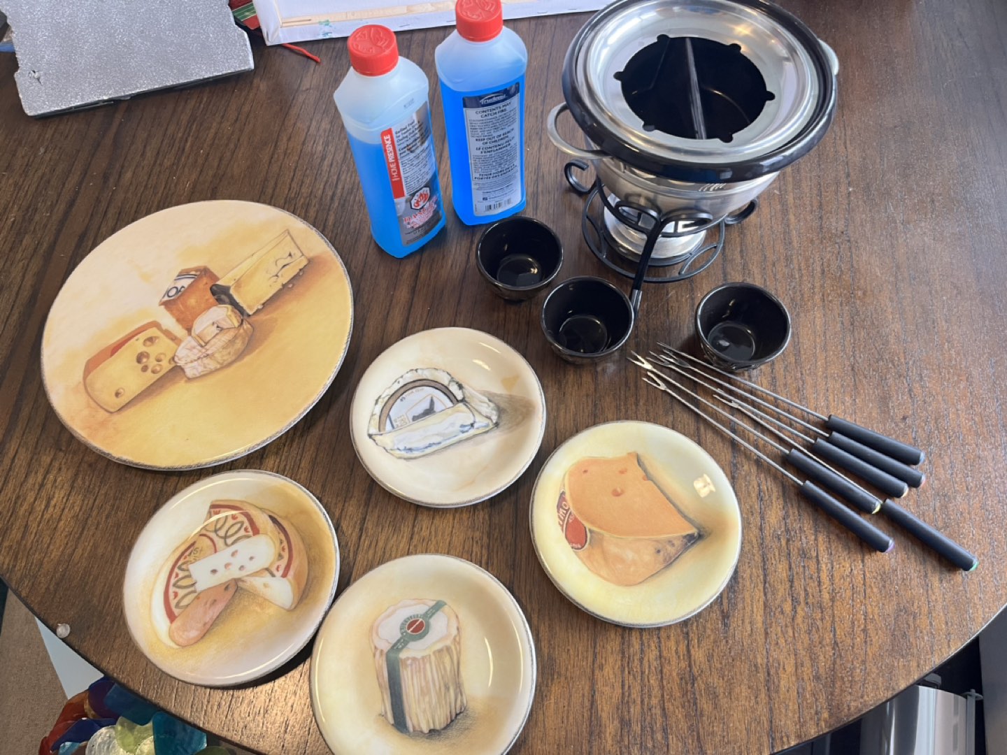 Vintage Williams Sonoma Cheese Plates with Fondue Kit