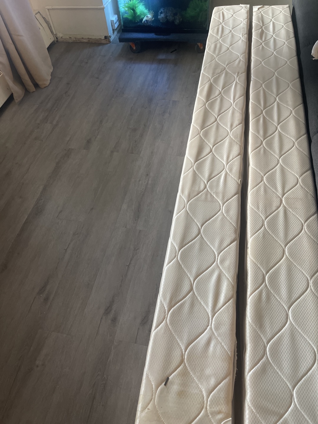 Moving! 5 piece Queen Bed set + wood planks+ split box springs - photo 4
