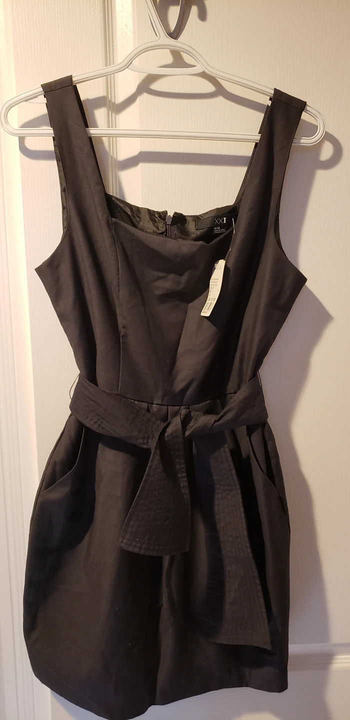 black dress with pocket - photo 3