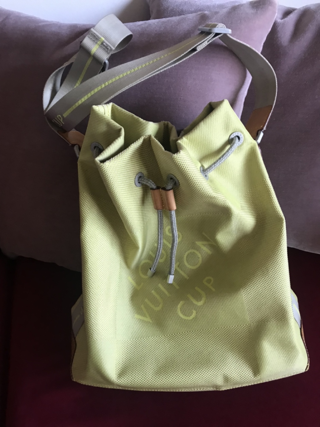 LV Special edition handbag - photo 4