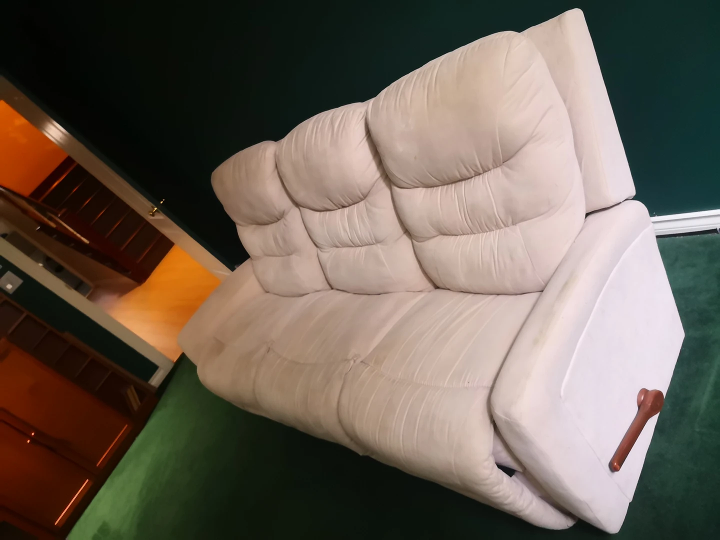 Comfy La-z-boy reclining sofa - photo 2