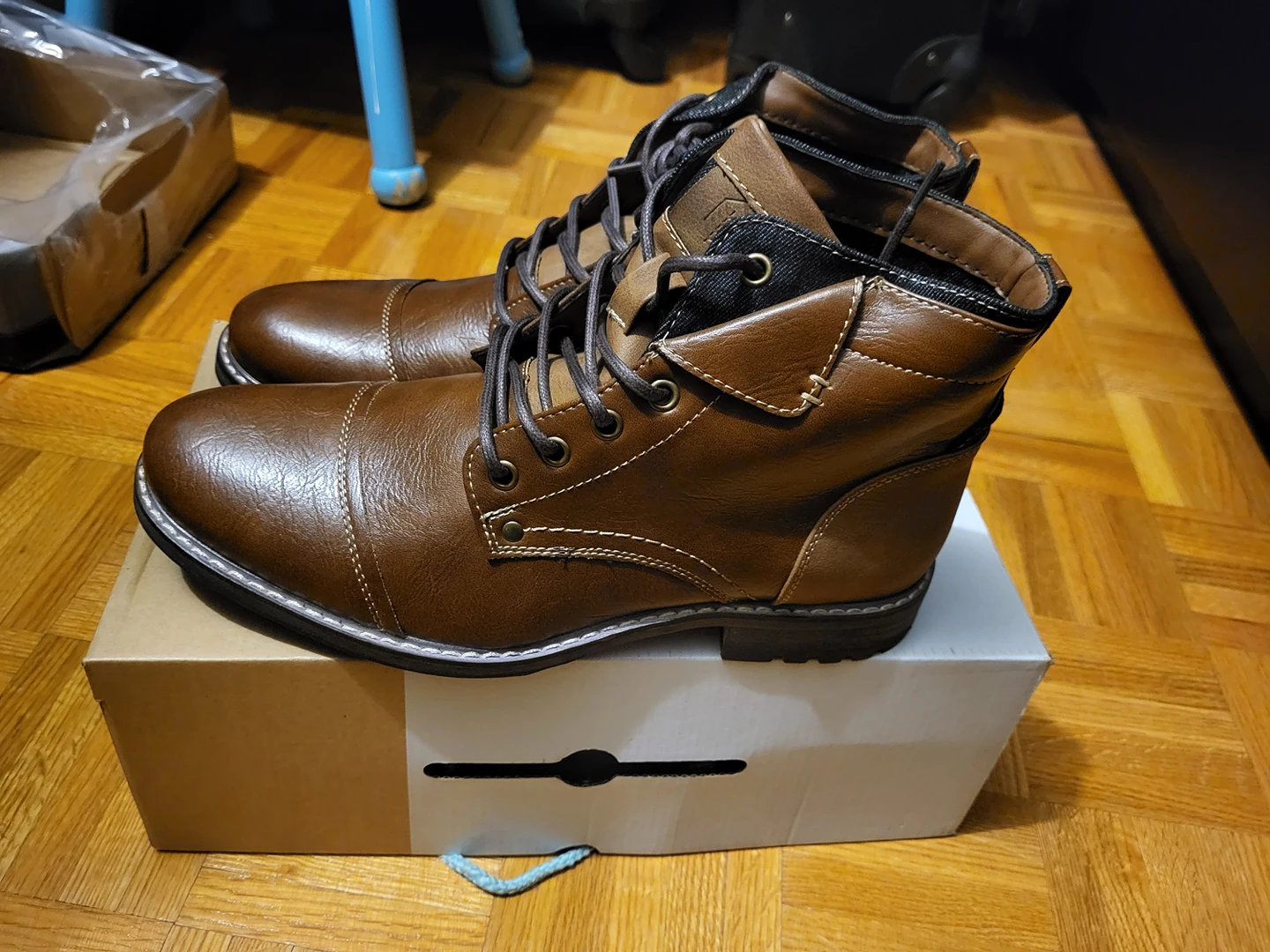 Men's Boots (size 9) (Price is firm)
