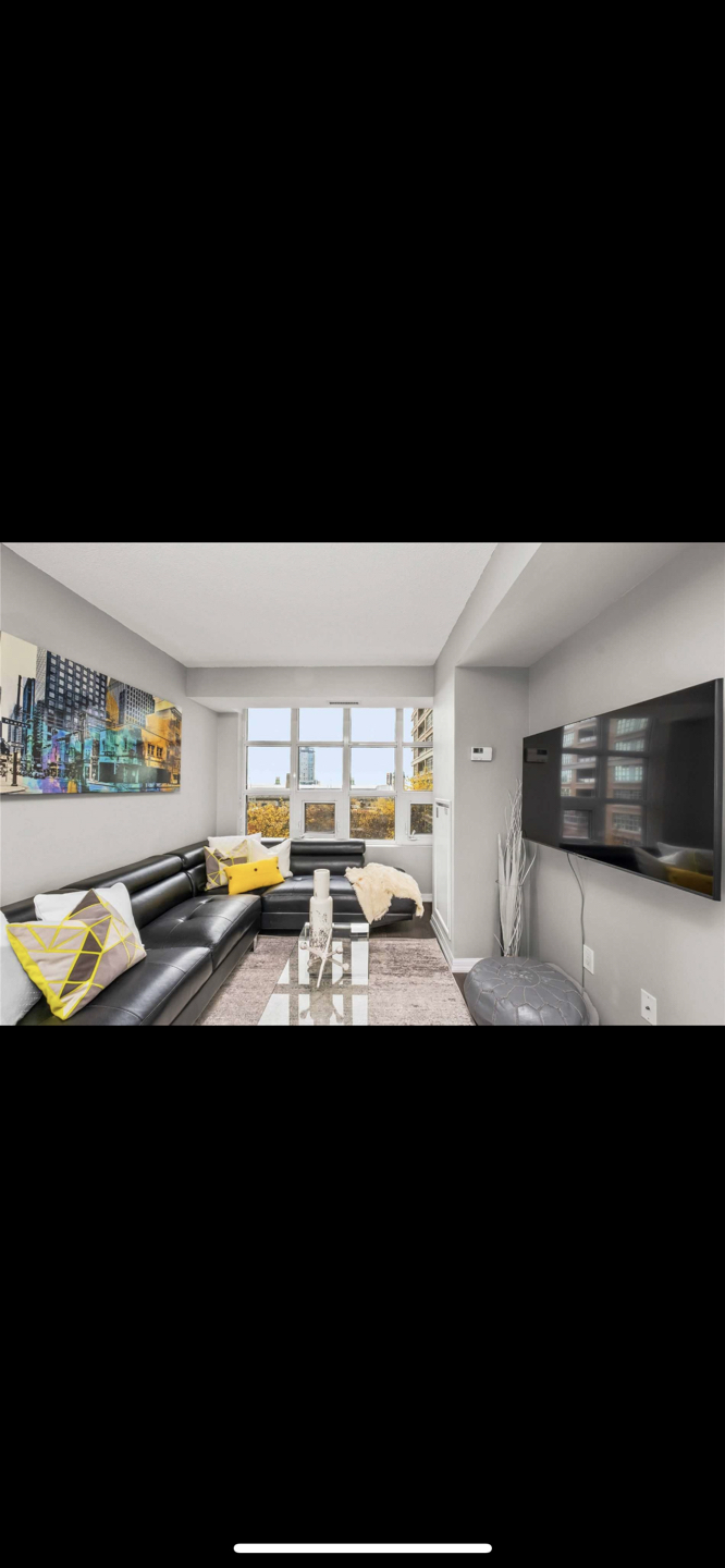 Black Sectional couch - photo 5