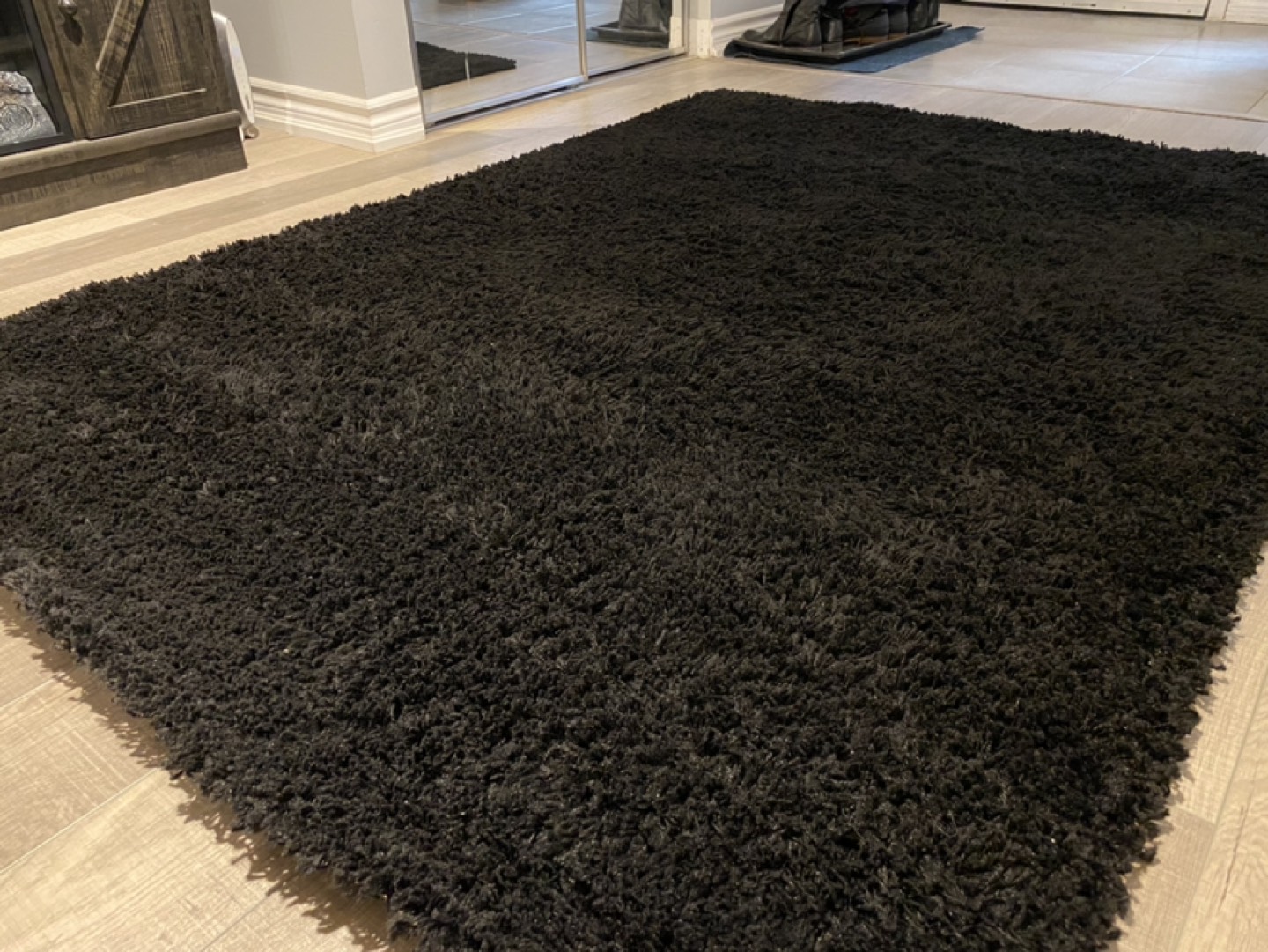 Large Black Rug - photo 4