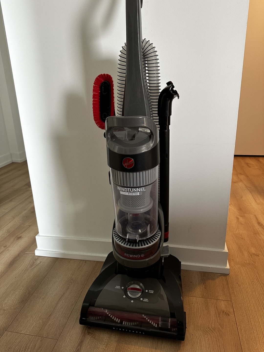 Vacuum cleaner - photo 4