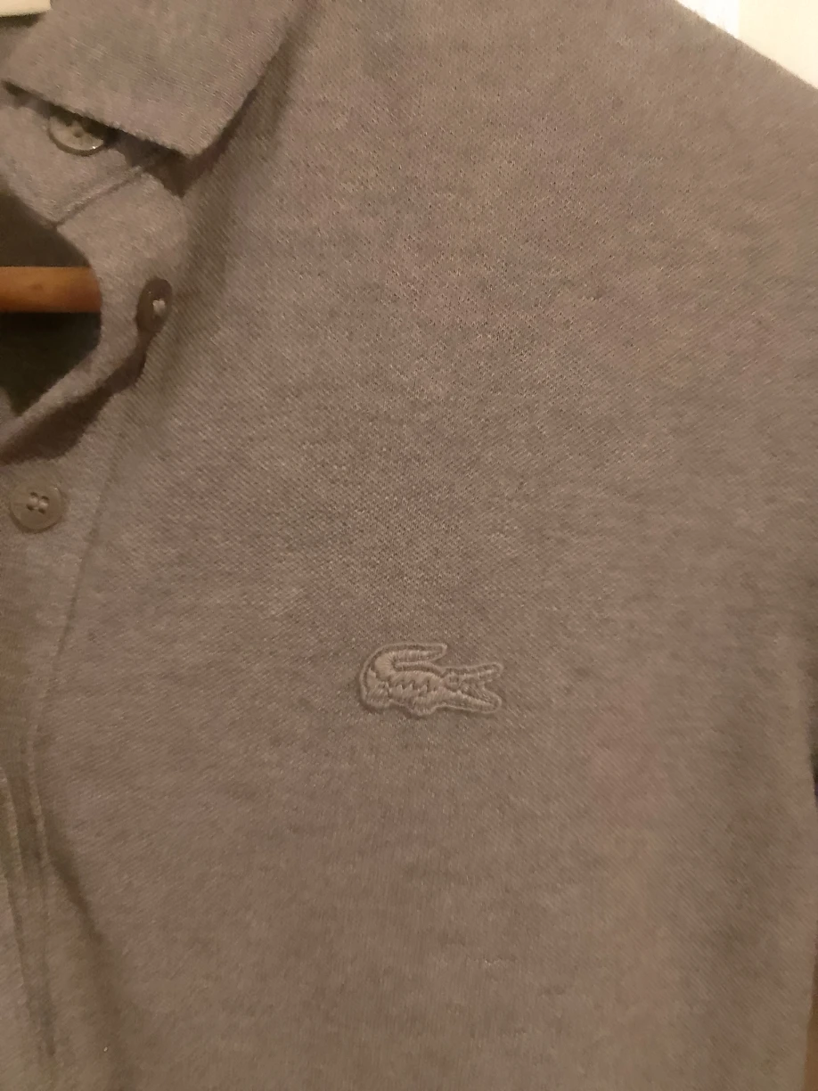 Authentic Lacoste polo image indicator(3)