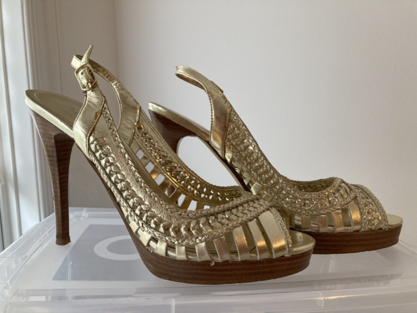 Aldo Sandals - size 40 image indicator(2)