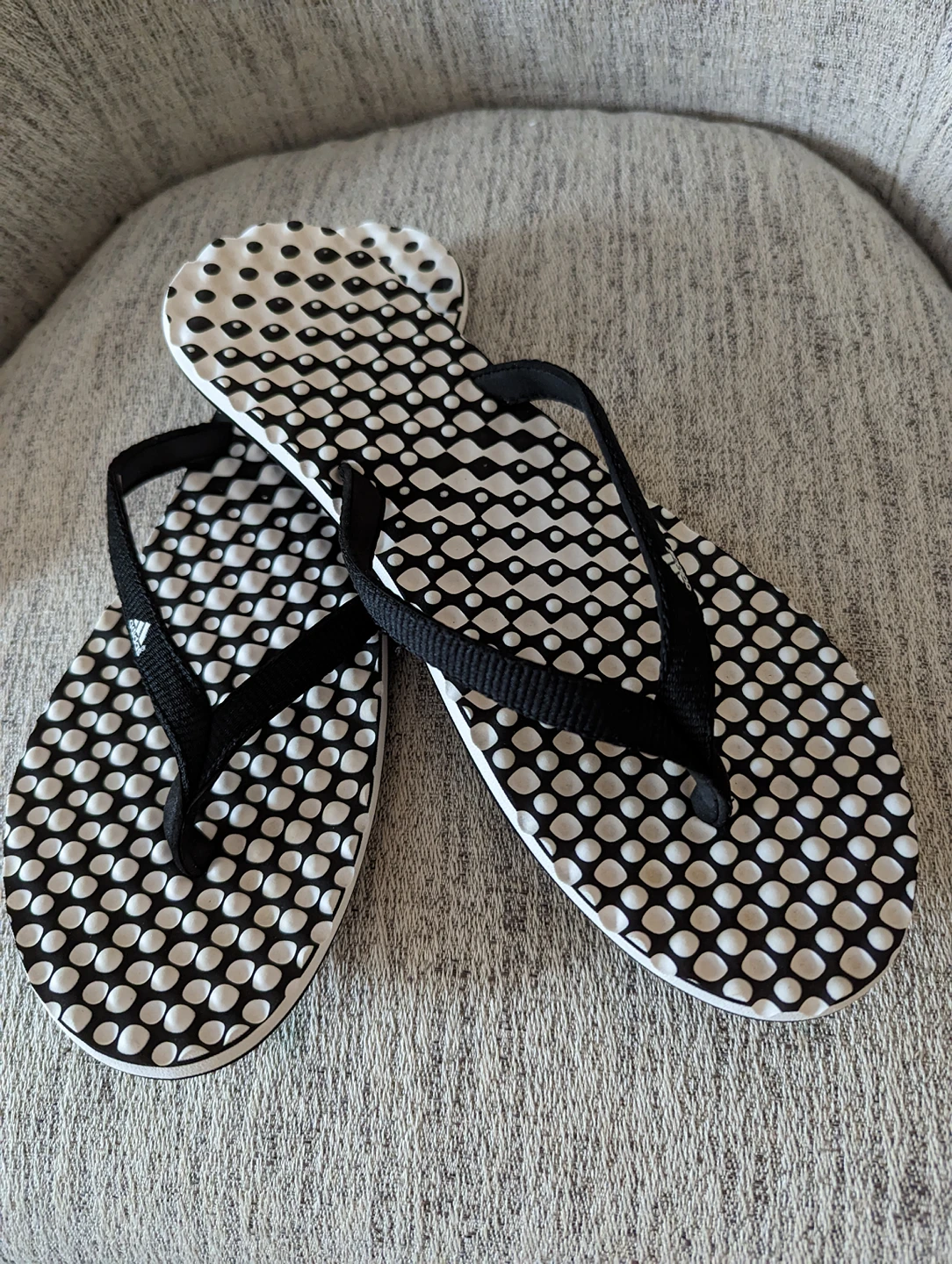 Adidas Eezay dots flip flops - photo 5