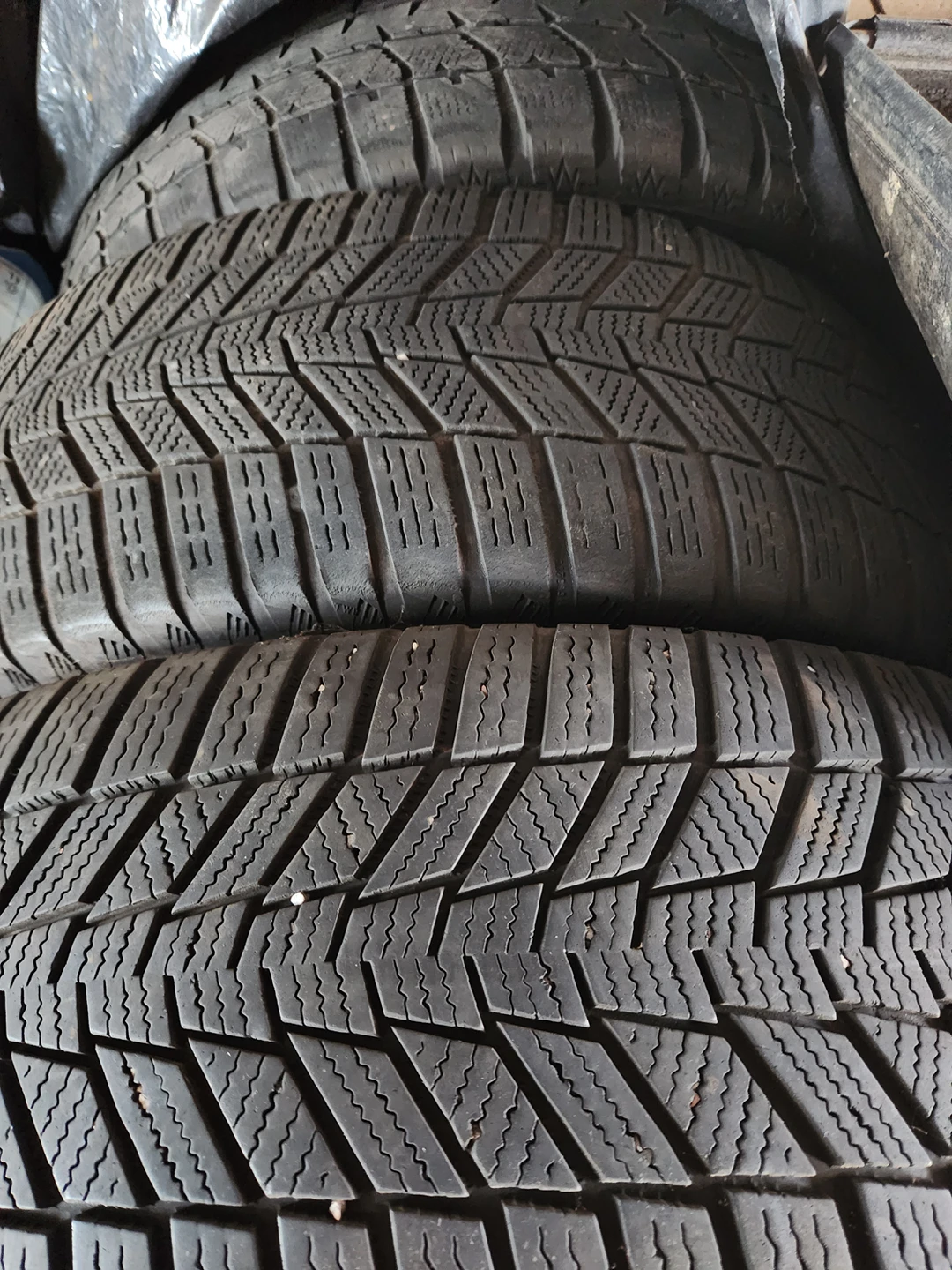 3 winter tires and steel rim for Toyota sienna