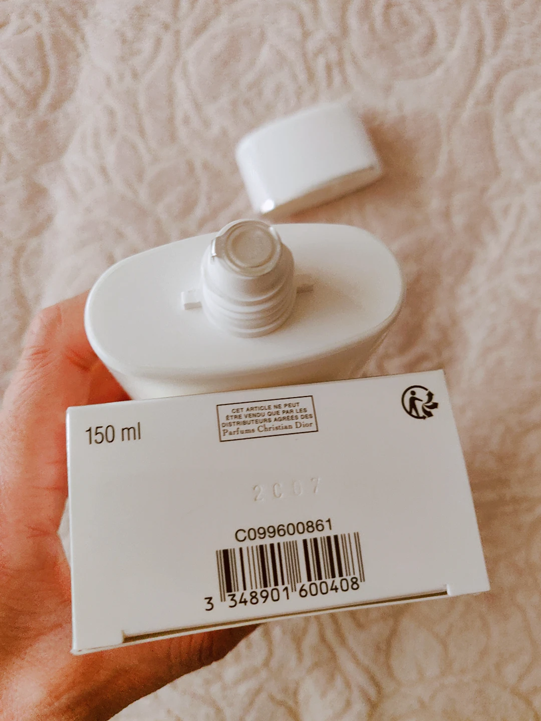 Dior off/on Foaming Face Cleanser 150ml image indicator(2)