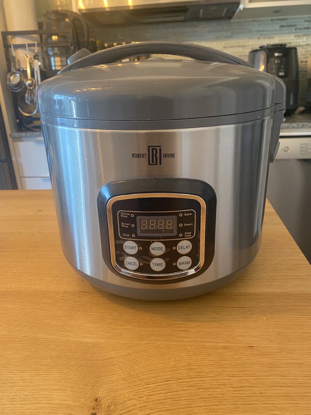 Robert Irvine 5-in-1 Digital Programmable 10-cup Multi-Cooker image indicator(3)