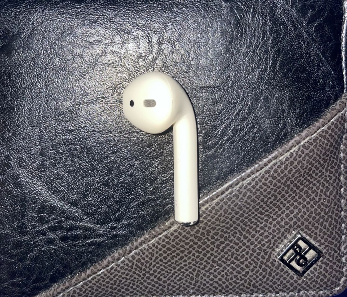 AirPod 2nd gen right ear peace - photo 2