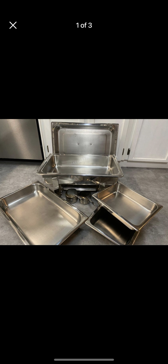 Stainless steel chafing dish