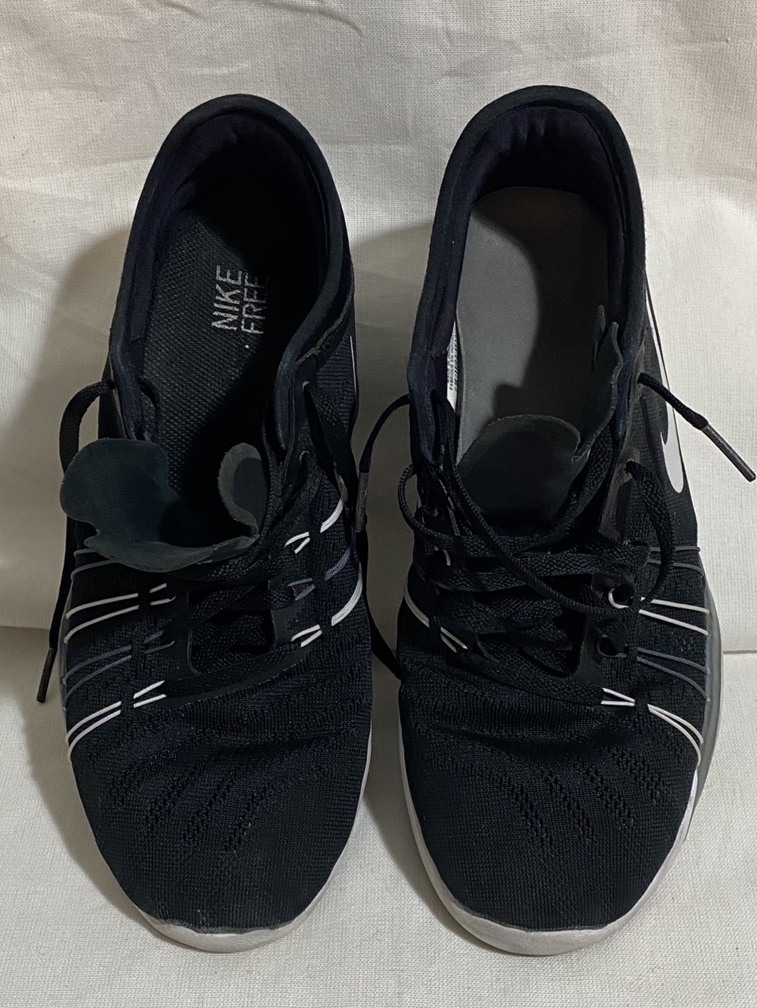 Nike Sneakers Runners Black Size 9 image indicator(5)