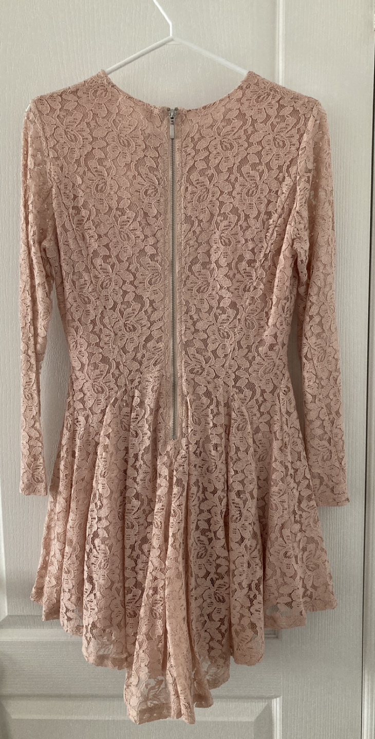 New! H&M lace dress - medium (10) image indicator(2)