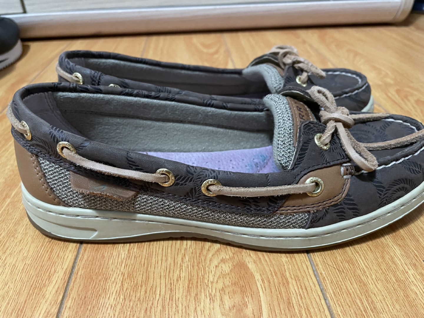 Sperry shoes thumbnail