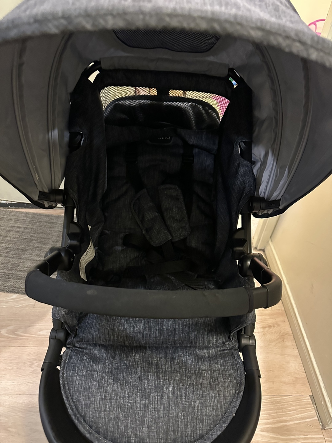 EvenFlo stroller with ride along board image indicator(3)