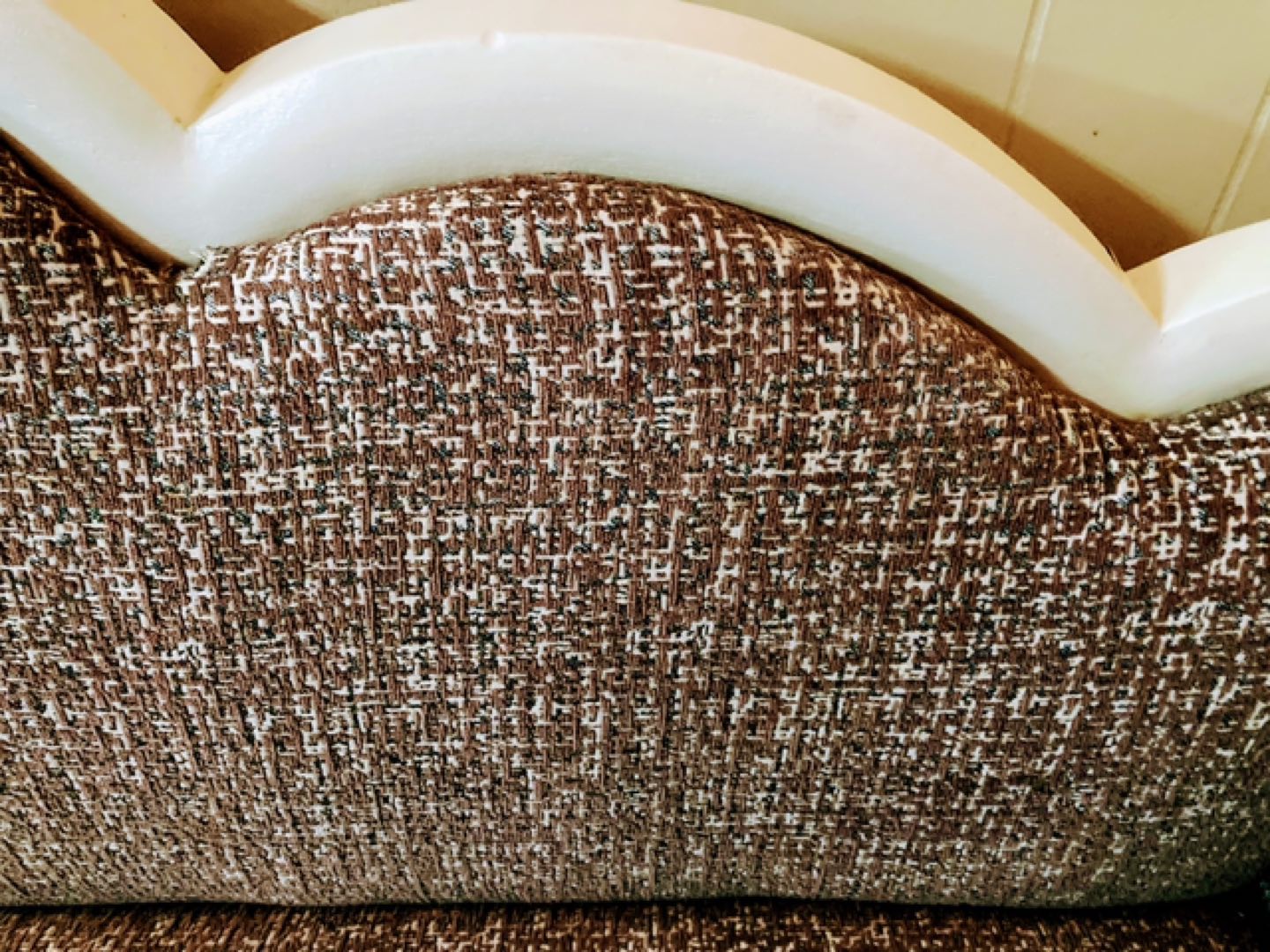 3 seater Chesterfield #freecycle - photo 2