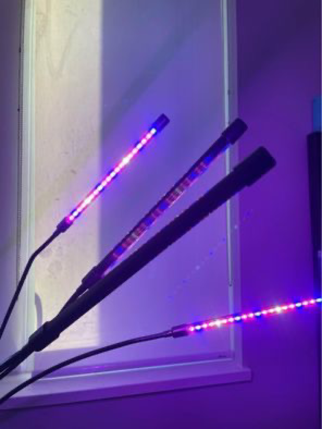 LED plant grow light (tripod) with remote