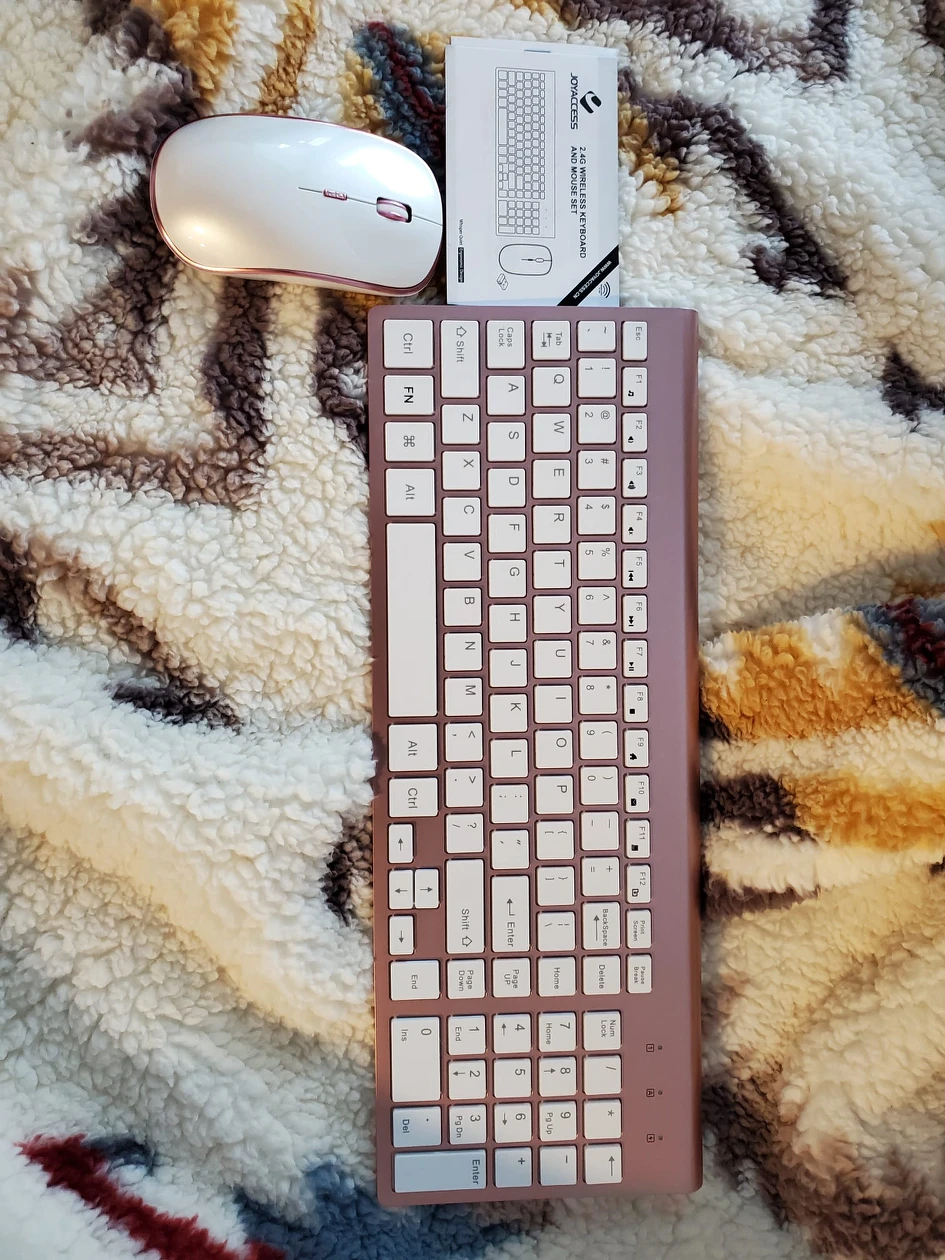 JoyAccess 2.4 wireless mouse and keyboard thumbnail