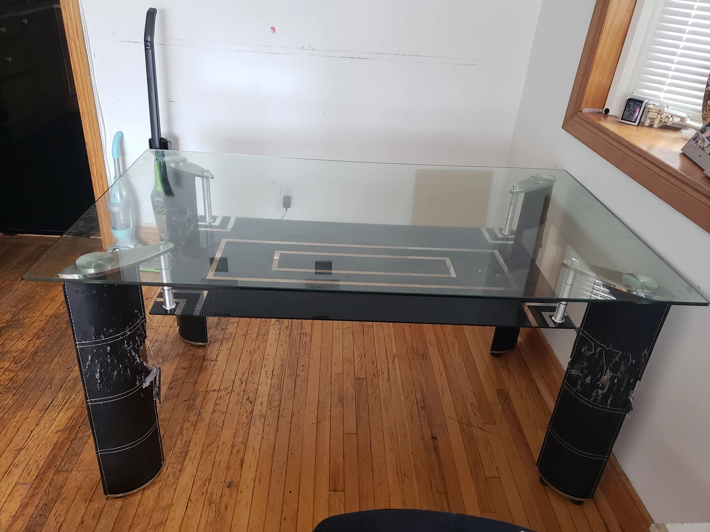 Diningroom Table - photo 2