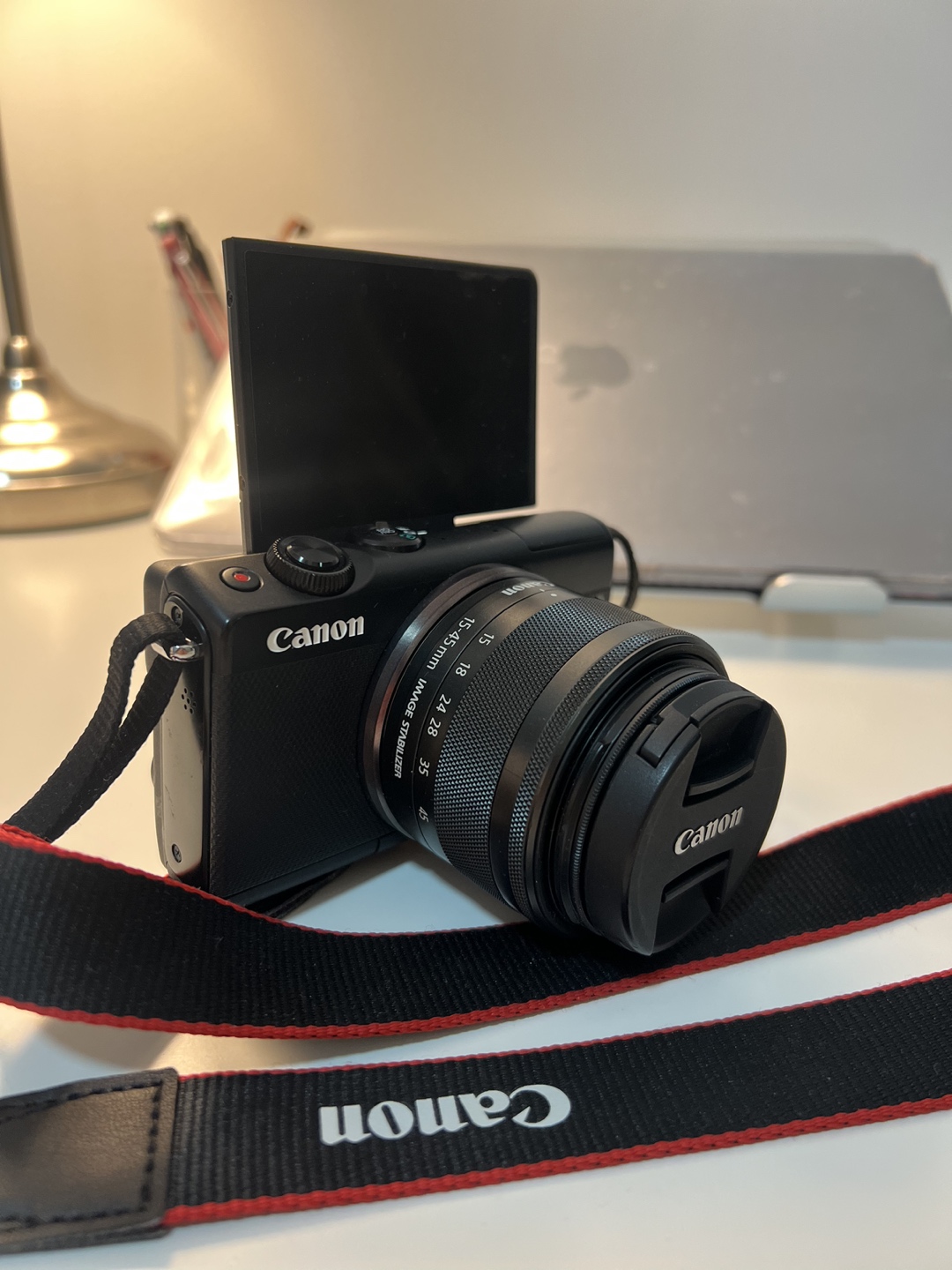 Canon EOS M100 Camera image indicator(6)